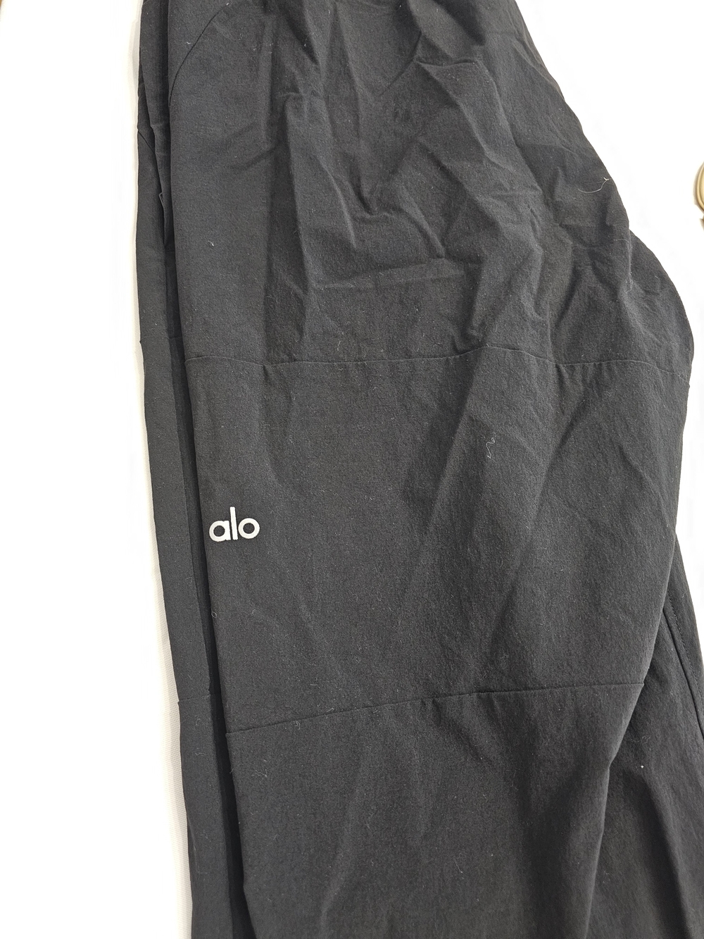 ALO Yoga Kids Black Performance Leggings with Subtle Logo